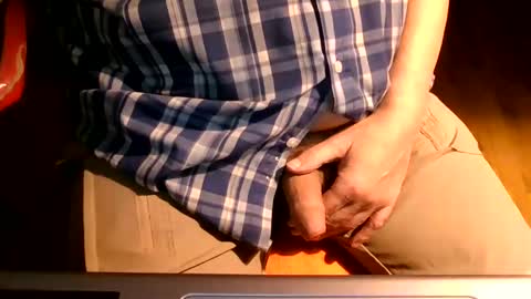 Snapshot of bearacuda555 chatting on 12-01-24, 08:42 Bruno online show from 12-01-24, 08:42