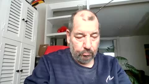 Snapshot of bearacuda555 chatting on 01-23-25, 06:35 Bruno online show from 01-23-25, 06:35