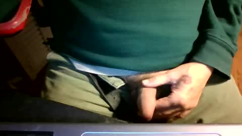 Snapshot of bearacuda555 chatting on 11-23-25, 10:09 Bruno online show from 11-23-25, 10:09