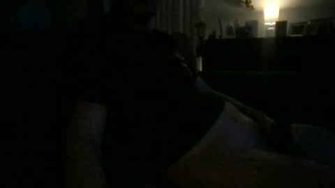 Snapshot of bearchaser25 chatting on 11-18-25, 04:06 bearchaser25 online show from 11-18-25, 04:06