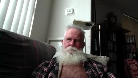 Snapshot of beardbushy chatting on 12-03-25, 06:06 beardbushy online show from 12-03-25, 06:06