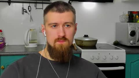 Snapshot of bearded_legend chatting on 03-02-26, 12:24 Zeus online show from 03-02-26, 12:24