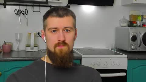 Snapshot of bearded_legend chatting on 03-08-26, 02:59 Zeus online show from 03-08-26, 02:59