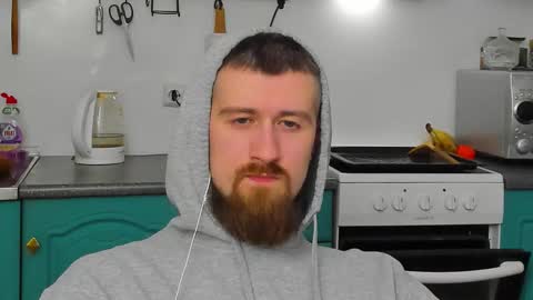 Snapshot of bearded_legend chatting on 03-16-26, 10:36 Zeus online show from 03-16-26, 10:36
