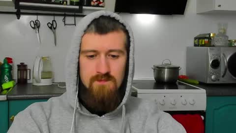 Snapshot of bearded_legend chatting on 03-25-26, 12:38 Zeus online show from 03-25-26, 12:38