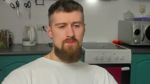 Snapshot of bearded_legend chatting on 04-01-26, 04:37 Zeus online show from 04-01-26, 04:37