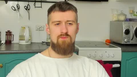Snapshot of bearded_legend chatting on 04-02-26, 05:32 Zeus online show from 04-02-26, 05:32