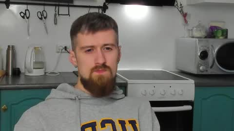 Snapshot of bearded_legend chatting on 05-14-26, 11:55 Zeus online show from 05-14-26, 11:55