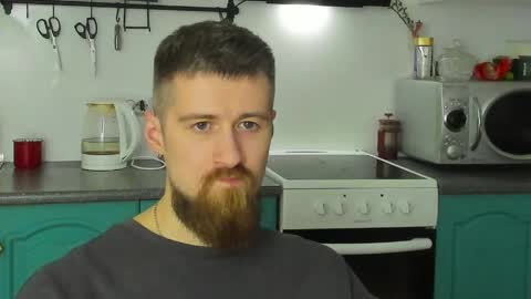Snapshot of bearded_legend chatting on 06-02-26, 12:12 Zeus online show from 06-02-26, 12:12