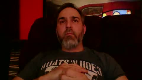 beardedambition online show from 11-28-25, 04:59