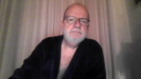 Snapshot of beardman916444 chatting on 01-03-25, 05:39 Beardman online show from 01-03-25, 05:39