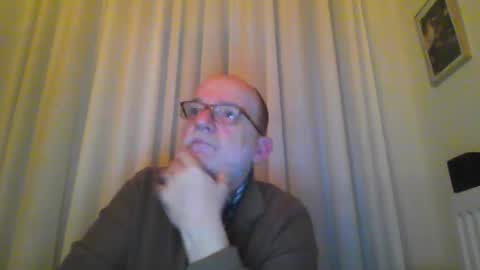 Snapshot of beardman916444 chatting on 02-06-25, 06:46 Beardman online show from 02-06-25, 06:46