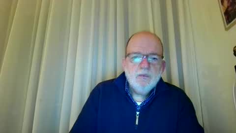 Snapshot of beardman916444 chatting on 02-10-26, 06:12 Beardman online show from 02-10-26, 06:12