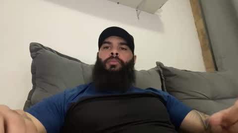 Snapshot of beardmax chatting on 06-03-26, 05:32 Min online show from 06-03-26, 05:32