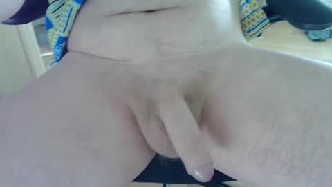 Snapshot of bearedbear chatting on 11-19-25, 05:13 Andy online show from 11-19-25, 05:13