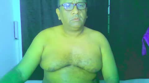 Grizzly   online show from 11-17-25, 08:47