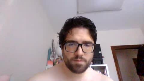 Snapshot of bearmen3107 chatting on 06-18-26, 06:35 bearmen3107 online show from 06-18-26, 06:35