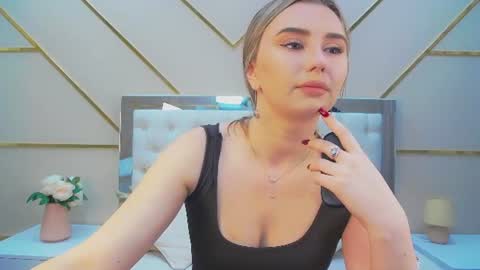 BeatriceAddams online show from 07-29-26, 09:35