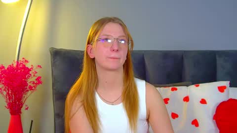 Beatrice online show from 02-25-26, 06:34