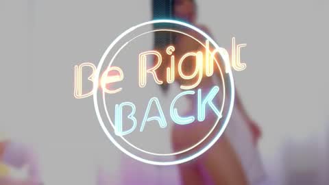 Snapshot of beatricefawne chatting on 02-15-25, 02:47 Bzzz Bea online show from 02-15-25, 02:47