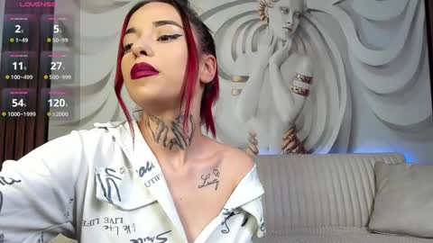 Snapshot of beatricepolly chatting on 01-28-25, 08:26 Beatrice online show from 01-28-25, 08:26