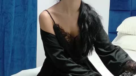 Snapshot of beatriceskye1 chatting on 02-08-26, 03:37 Beatrice online show from 02-08-26, 03:37