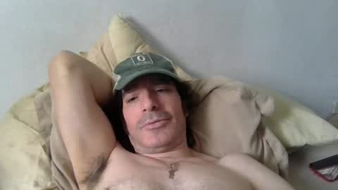 Snapshot of beautifukk chatting on 01-12-25, 04:29 beautifukk online show from 01-12-25, 04:29