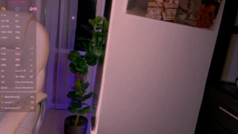 Chleo online show from 02-25-25, 05:19