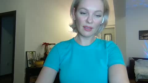 Snapshot of beautifulkollettee chatting on 01-06-25, 06:31 Beautifulkollette online show from 01-06-25, 06:31