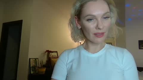 Snapshot of beautifulkollettee chatting on 01-09-25, 08:01 Beautifulkollette online show from 01-09-25, 08:01