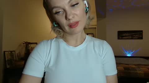 Snapshot of beautifulkollettee chatting on 01-18-25, 04:31 Beautifulkollette online show from 01-18-25, 04:31