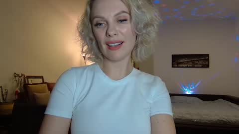 Snapshot of beautifulkollettee chatting on 02-04-25, 08:38 Beautifulkollette online show from 02-04-25, 08:38