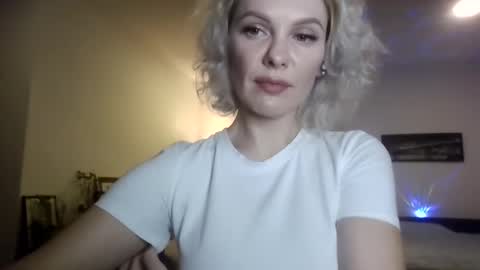 Snapshot of beautifulkollettee chatting on 02-04-25, 11:49 Beautifulkollette online show from 02-04-25, 11:49
