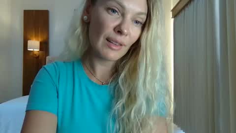 Snapshot of beautifulkollettee chatting on 10-07-25, 05:04 Beautifulkollette online show from 10-07-25, 05:04