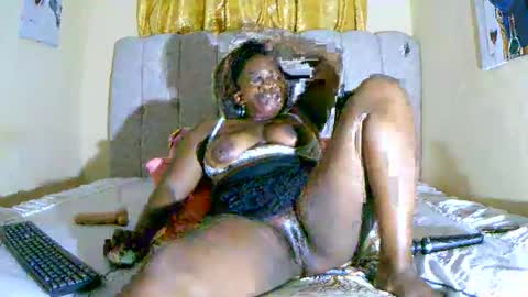 beautifulpeach2 online show from 03-16-26, 06:56