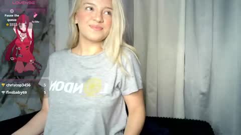 lana online show from 07-19-26, 10:24