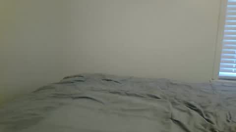 Snapshot of beautyloves chatting on 12-14-25, 10:14 Beauty online show from 12-14-25, 10:14