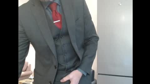 Snapshot of beautysbrit chatting on 02-06-25, 03:31 BeautysBrit online show from 02-06-25, 03:31