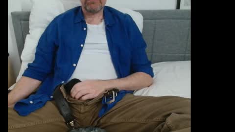 Snapshot of beautysbrit chatting on 02-01-26, 12:20 BeautysBrit online show from 02-01-26, 12:20