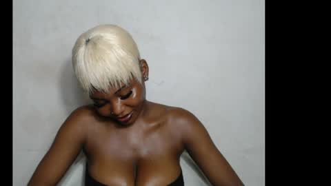 beautyslut1 online show from 06-17-26, 08:21