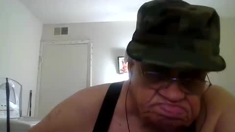 beautytomyeyes online show from 12-31-24, 03:34