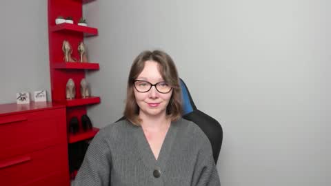 Zoe online show from 12-22-25, 08:00