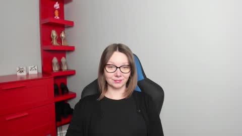 Zoe online show from 02-11-26, 06:29