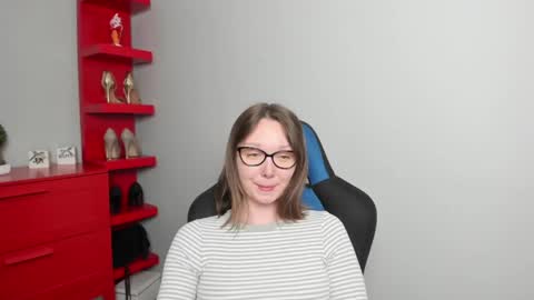 Zoe online show from 05-05-26, 06:10