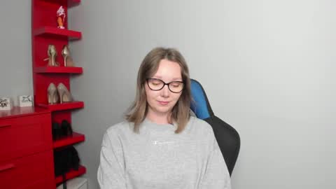 Zoe online show from 06-05-26, 07:25