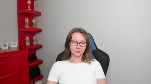 Zoe online show from 07-15-26, 05:34