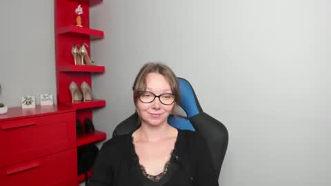 Zoe online show from 07-21-26, 06:49