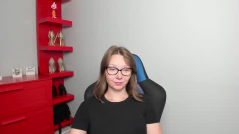 Zoe online show from 07-23-26, 05:38