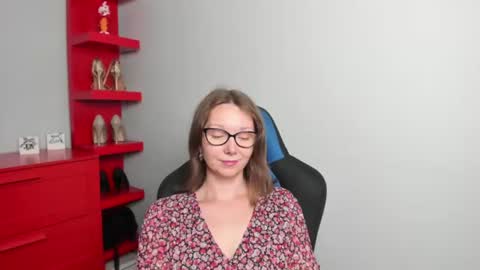 Zoe online show from 07-30-26, 06:01