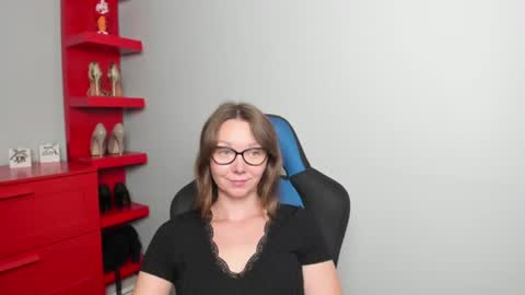 Zoe online show from 08-06-26, 06:04
